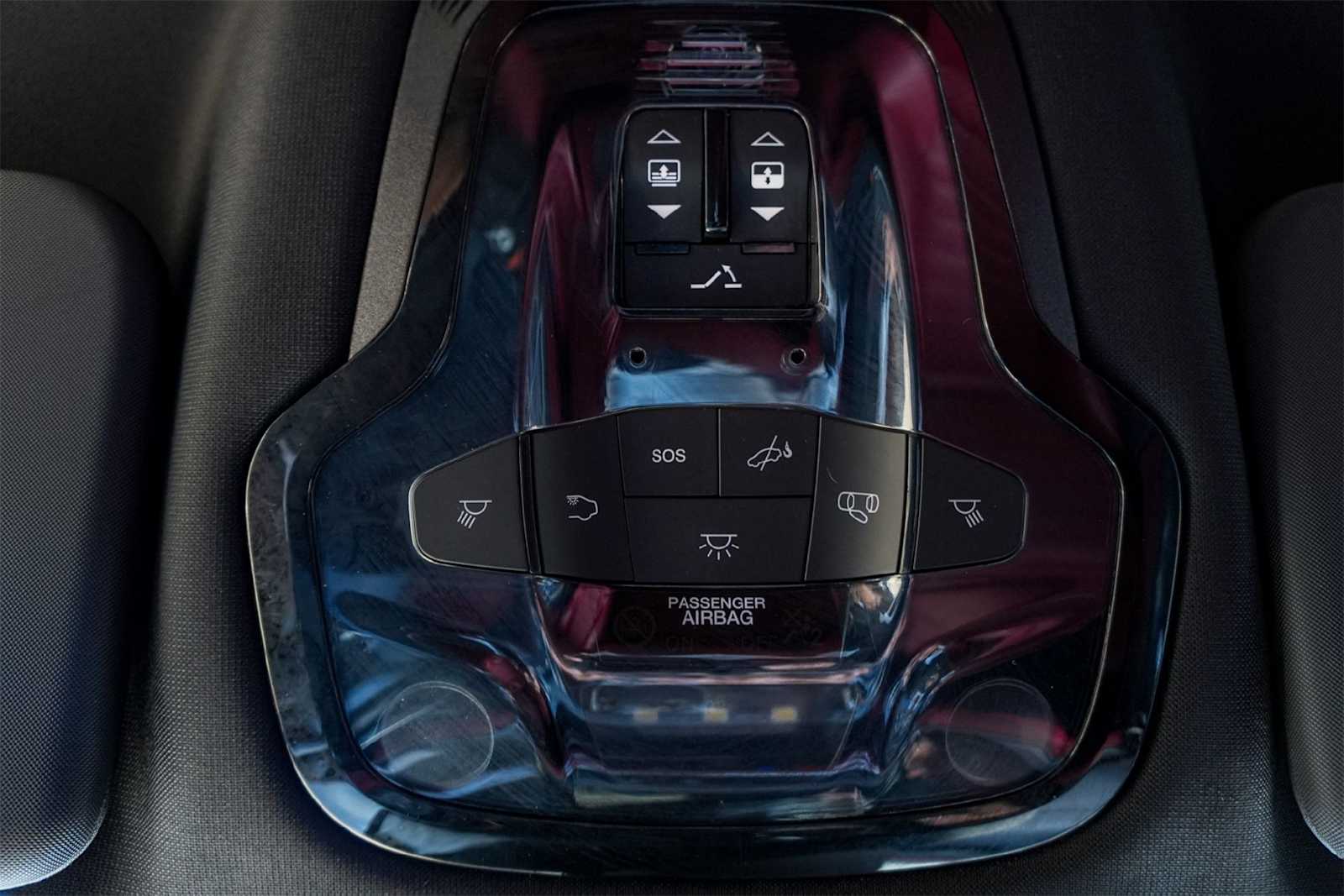 Thumbnail: 2021 Alfa Romeo Stelvio - 27