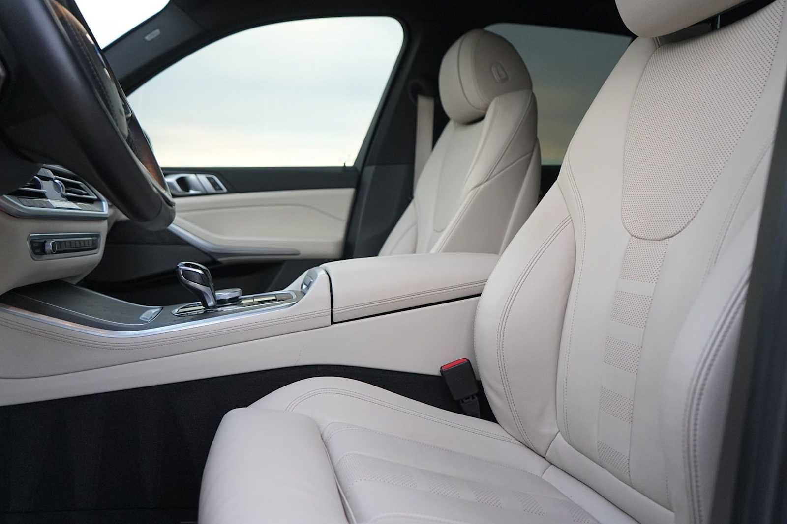 Thumbnail: 2021 BMW X5 - 11