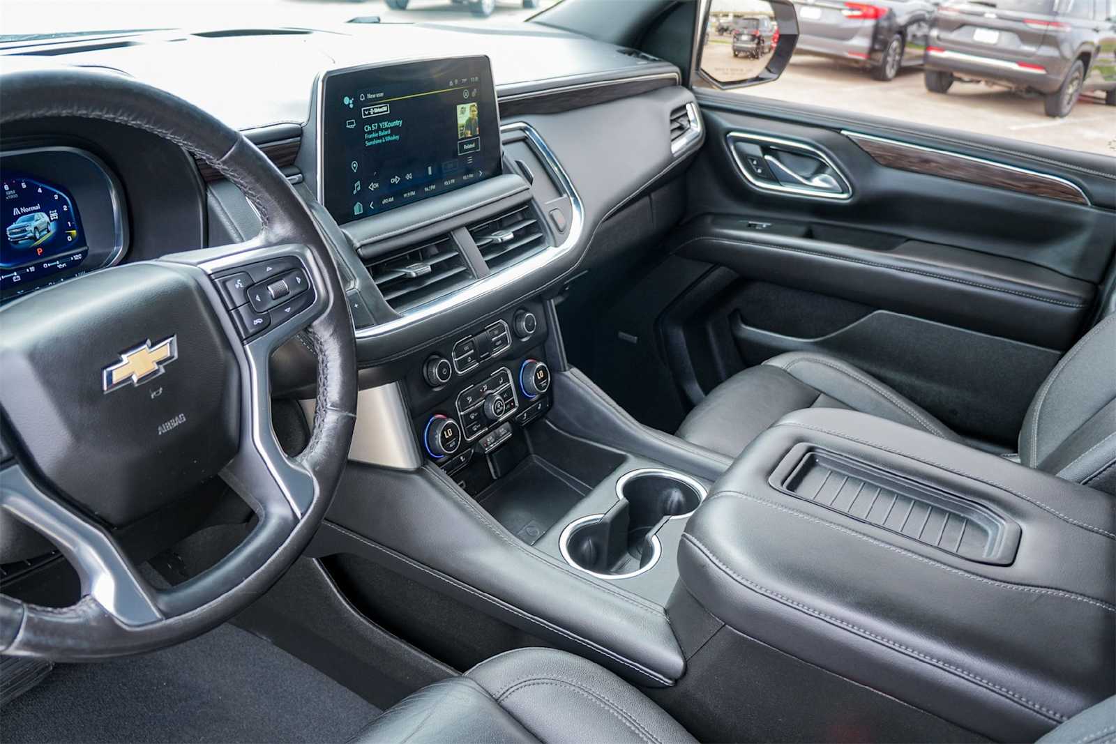 Thumbnail: 2022 Chevrolet Tahoe - 2