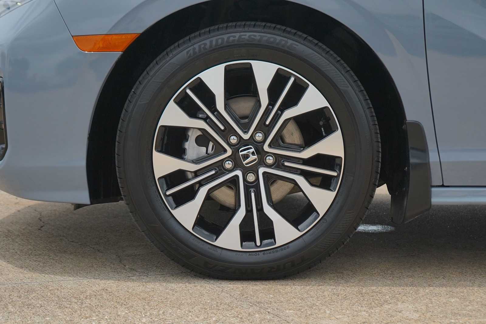 Thumbnail: 2026 Honda Odyssey - 6