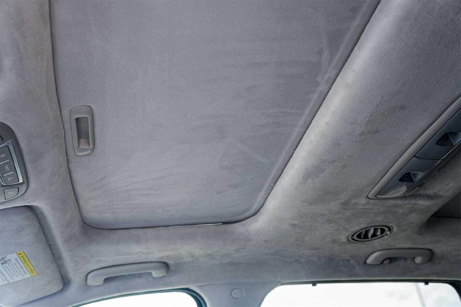 Thumbnail: 2022 Kia Telluride - 22