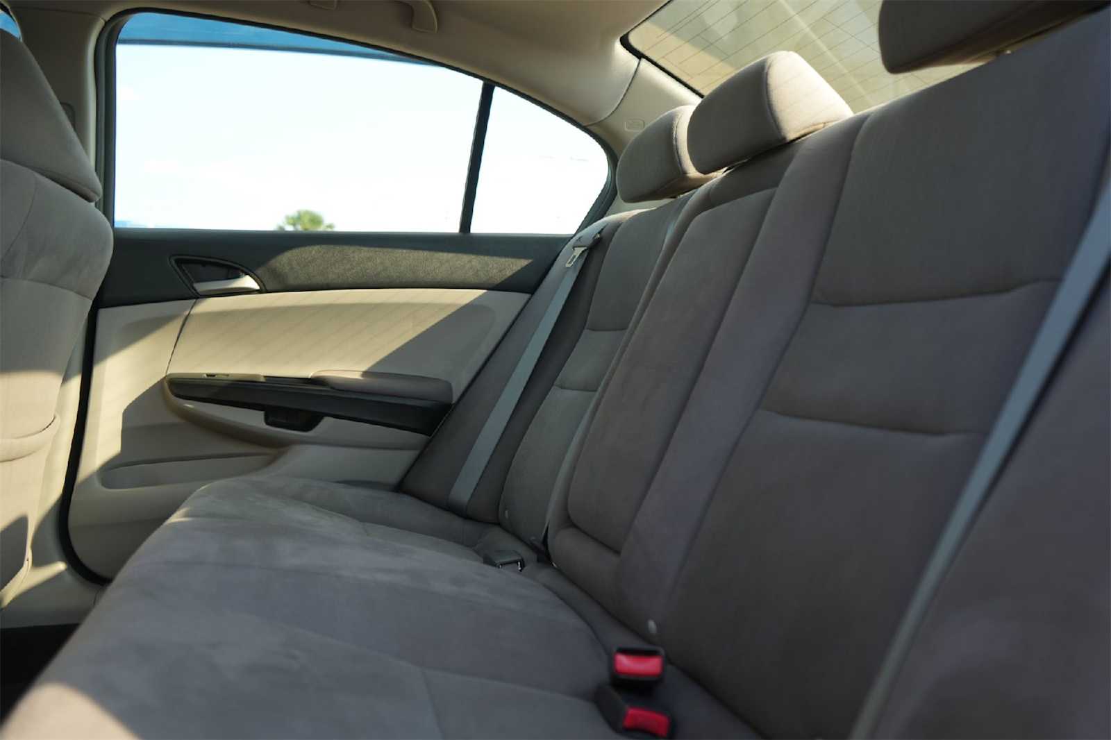 Thumbnail: 2011 Honda Accord - 13