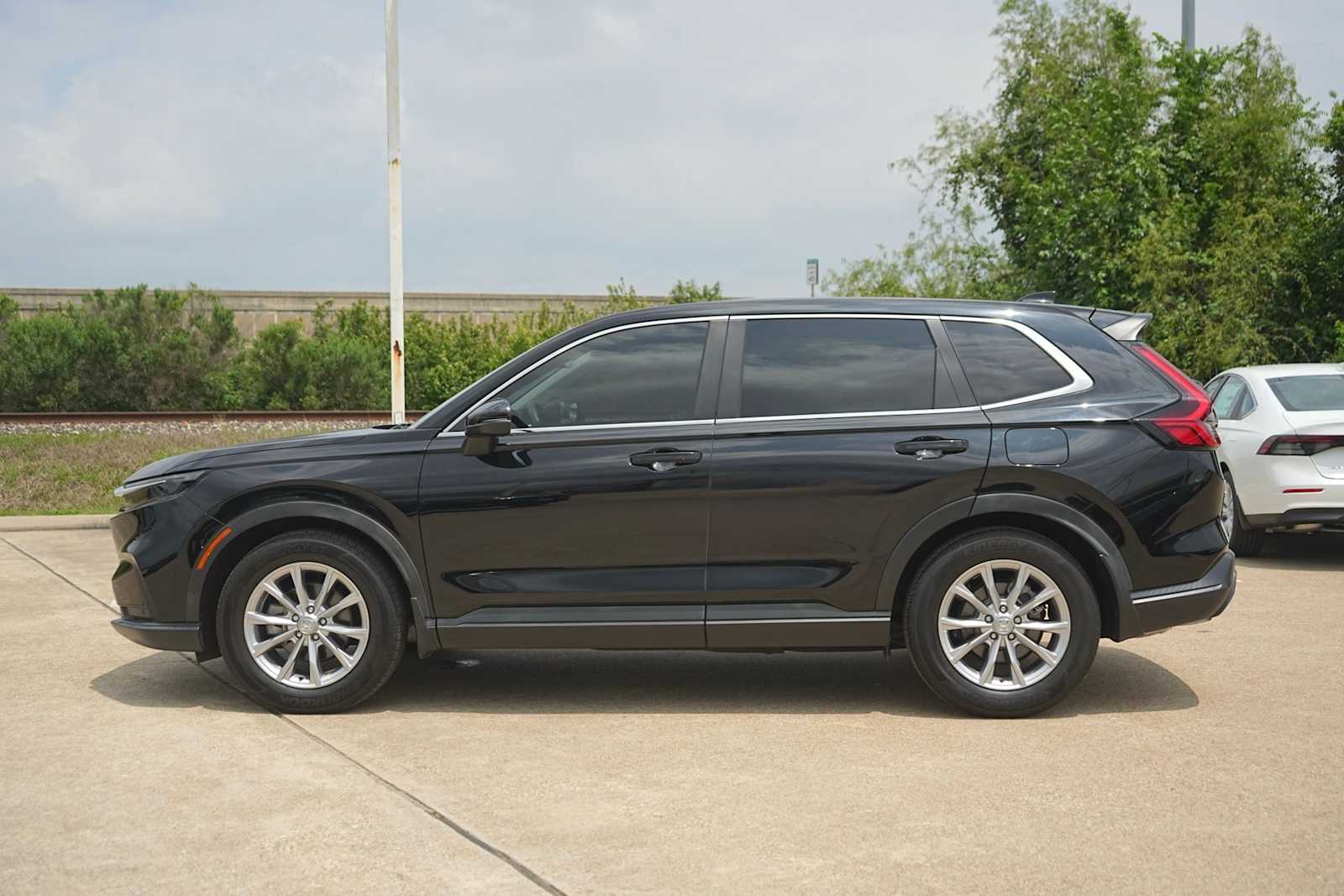 Thumbnail: 2023 Honda CR-V - 3