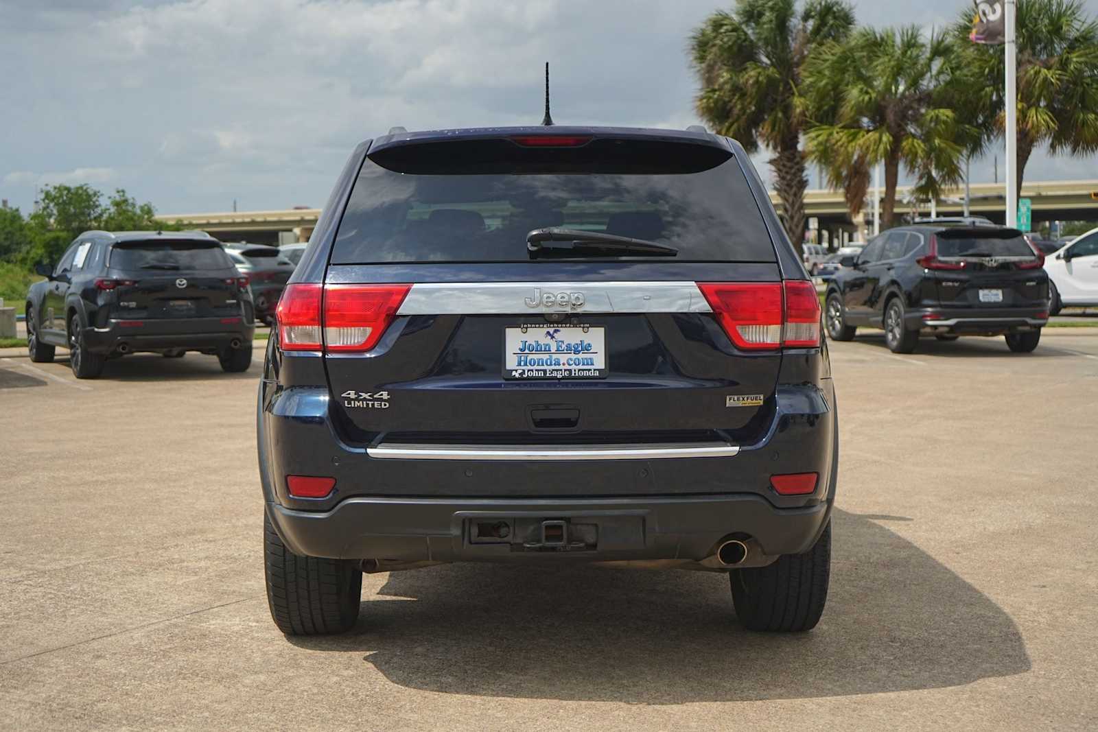 Thumbnail: 2013 Jeep Grand Cherokee - 5