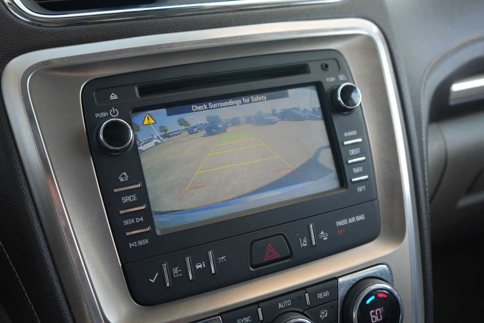 Thumbnail: 2015 GMC Acadia - 22