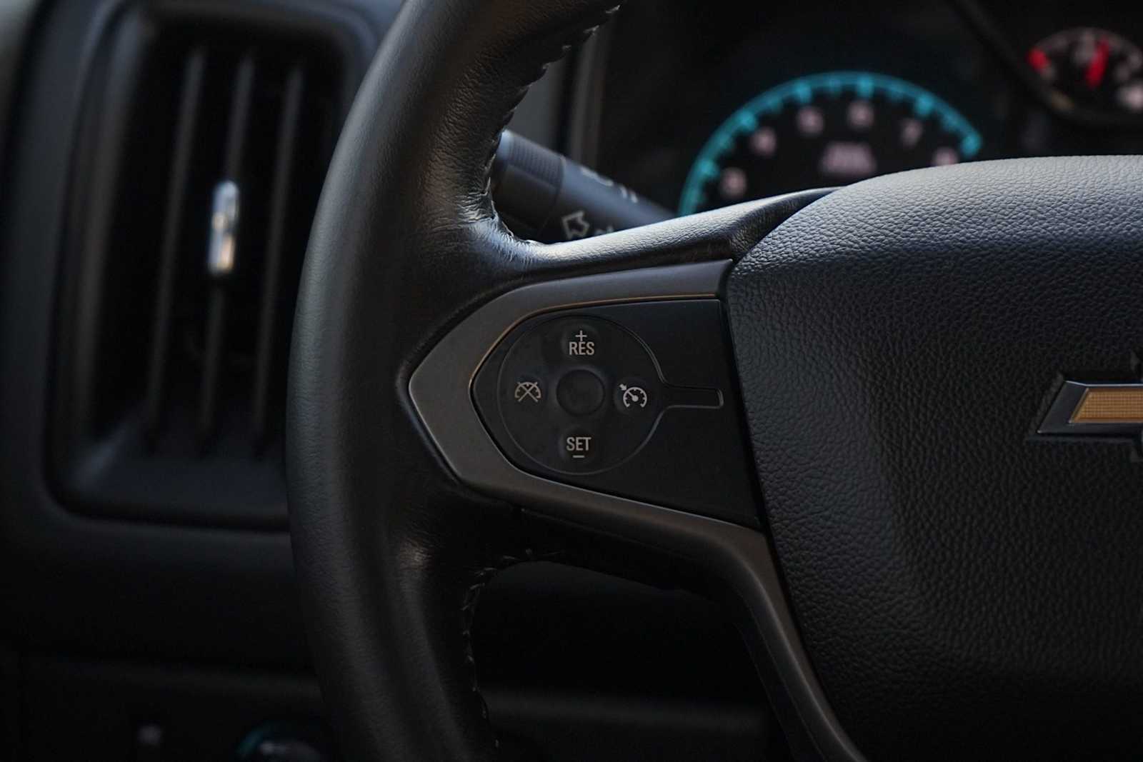 Thumbnail: 2016 Chevrolet Colorado - 17