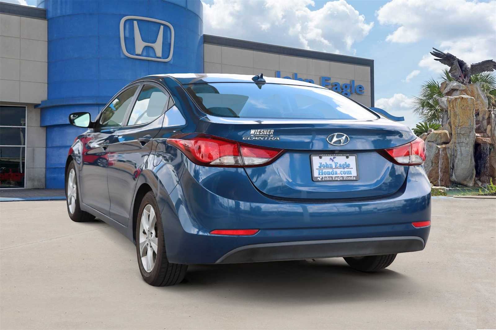 Thumbnail: 2016 Hyundai Elantra - 4