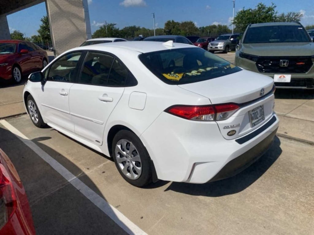 Used 2024 Toyota Corolla Hybrid LE Sedan