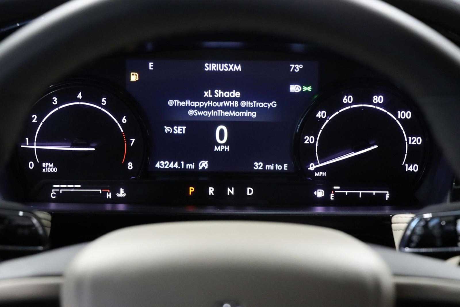 2022 Lincoln Corsair Standard 22