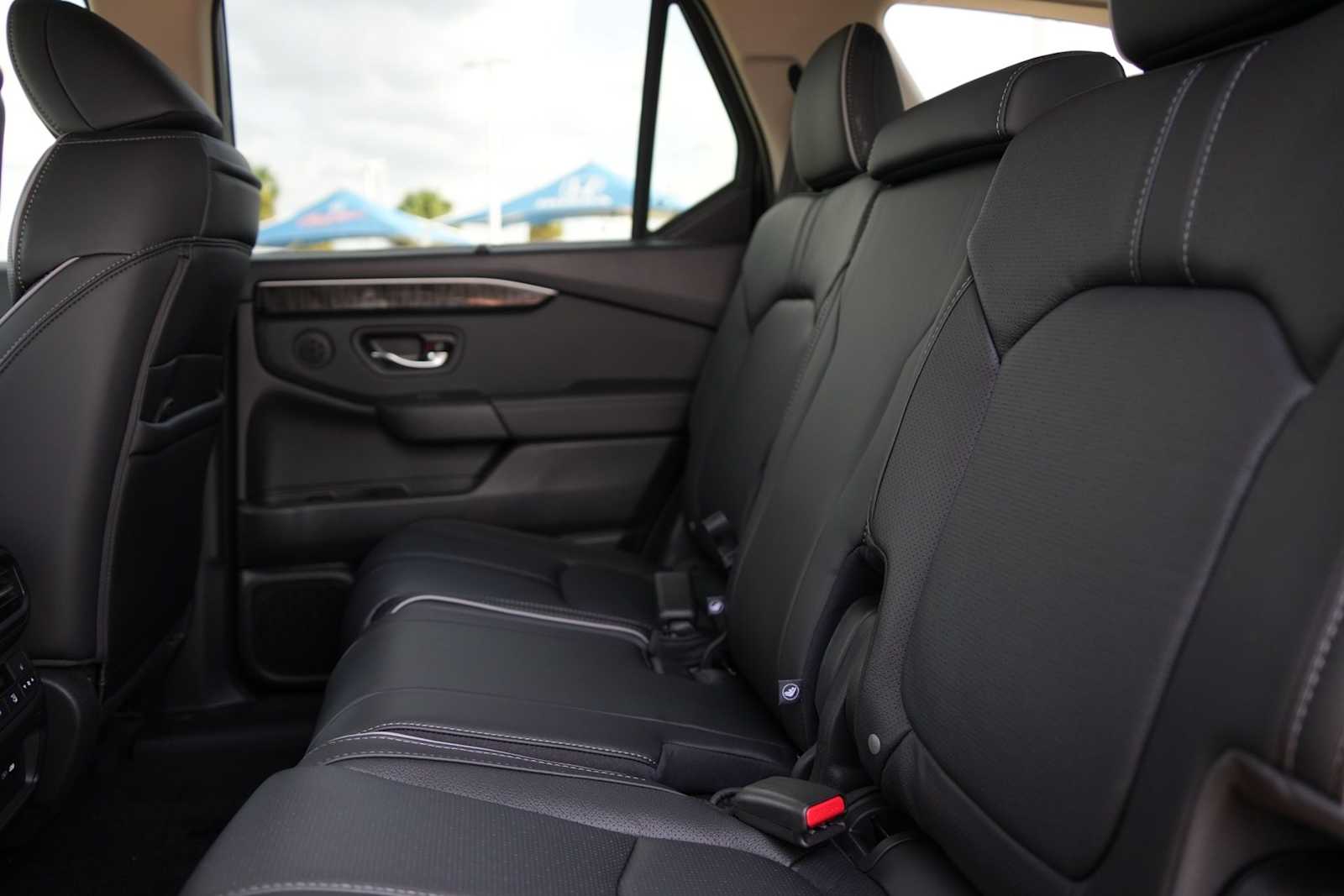 Thumbnail: 2025 Honda Pilot - 13