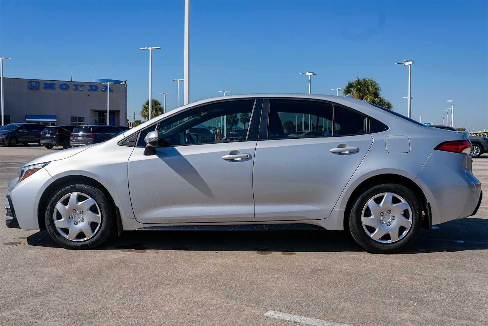 Thumbnail: 2024 Toyota Corolla - 3