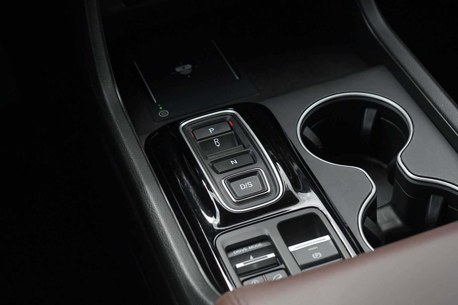 Thumbnail: 2025 Honda Pilot - 20