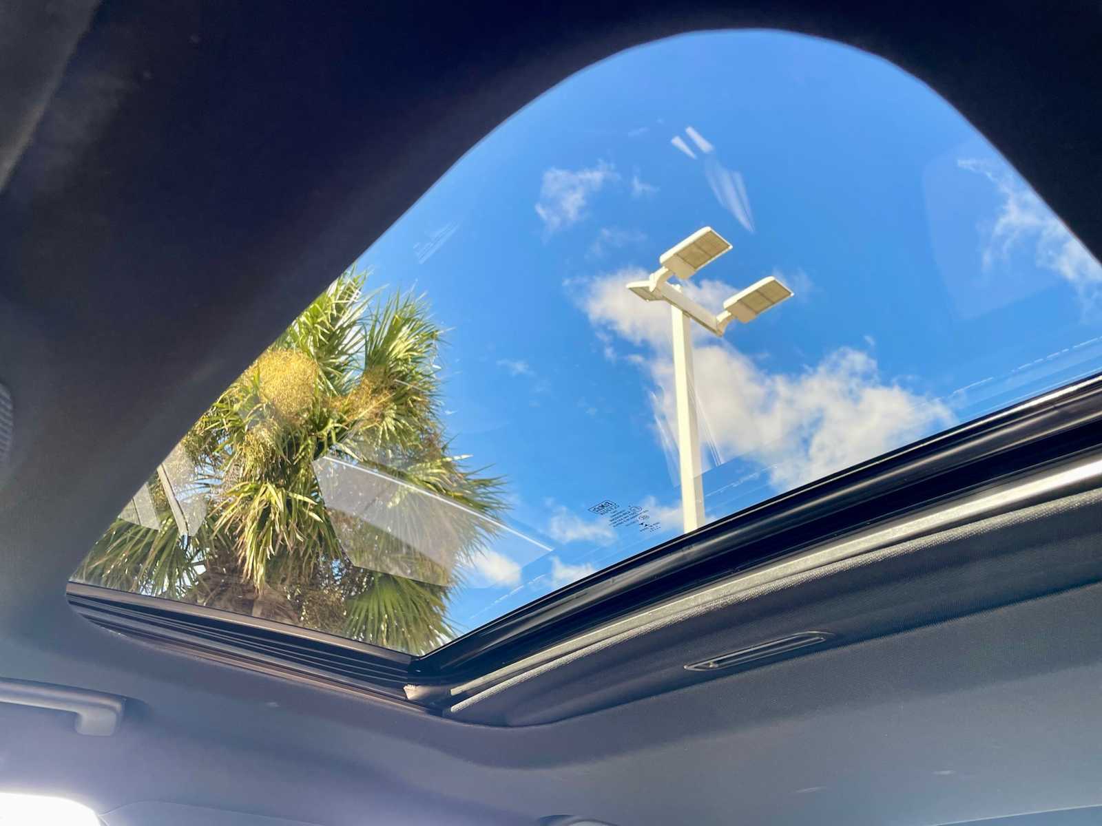 Thumbnail: 2019 Lincoln MKZ - 17