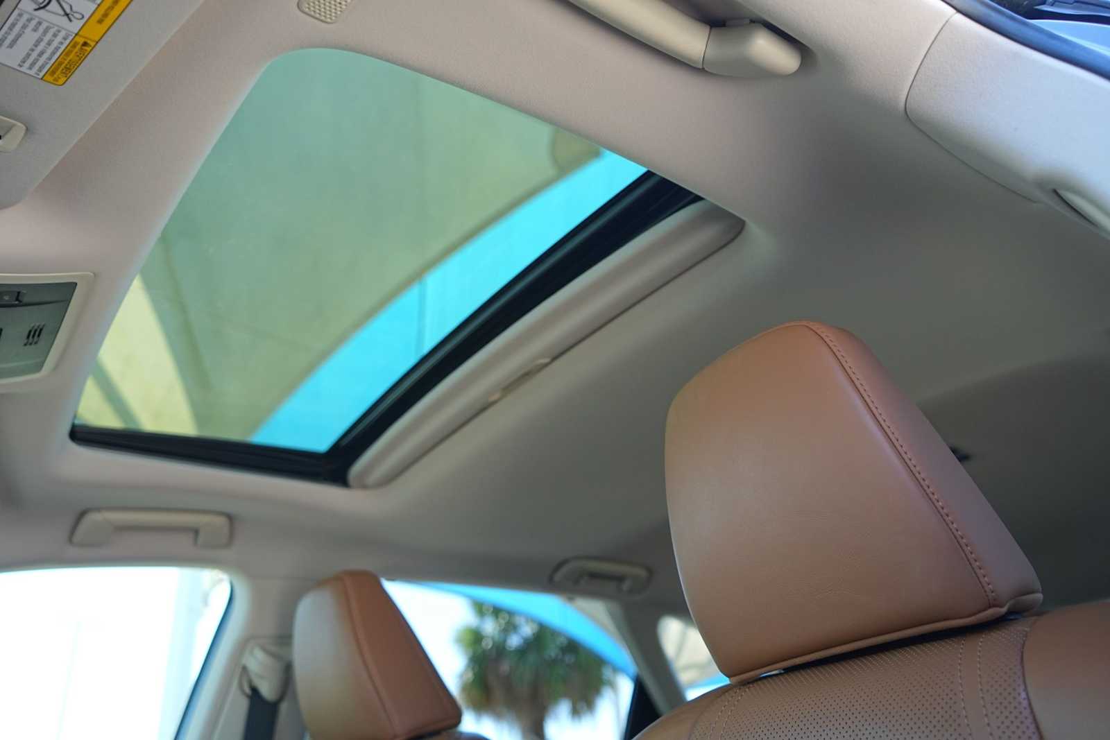 Thumbnail: 2022 Lexus RX - 24