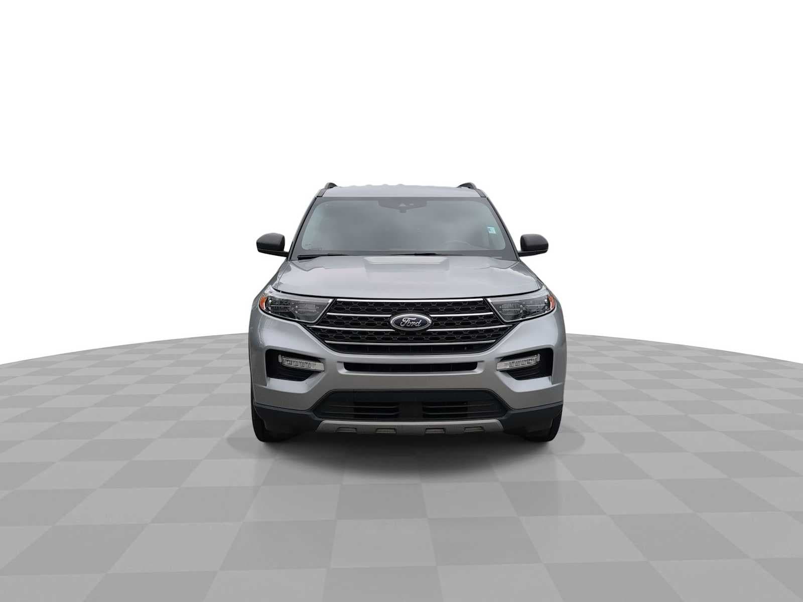 Thumbnail: 2023 Ford Explorer - 3