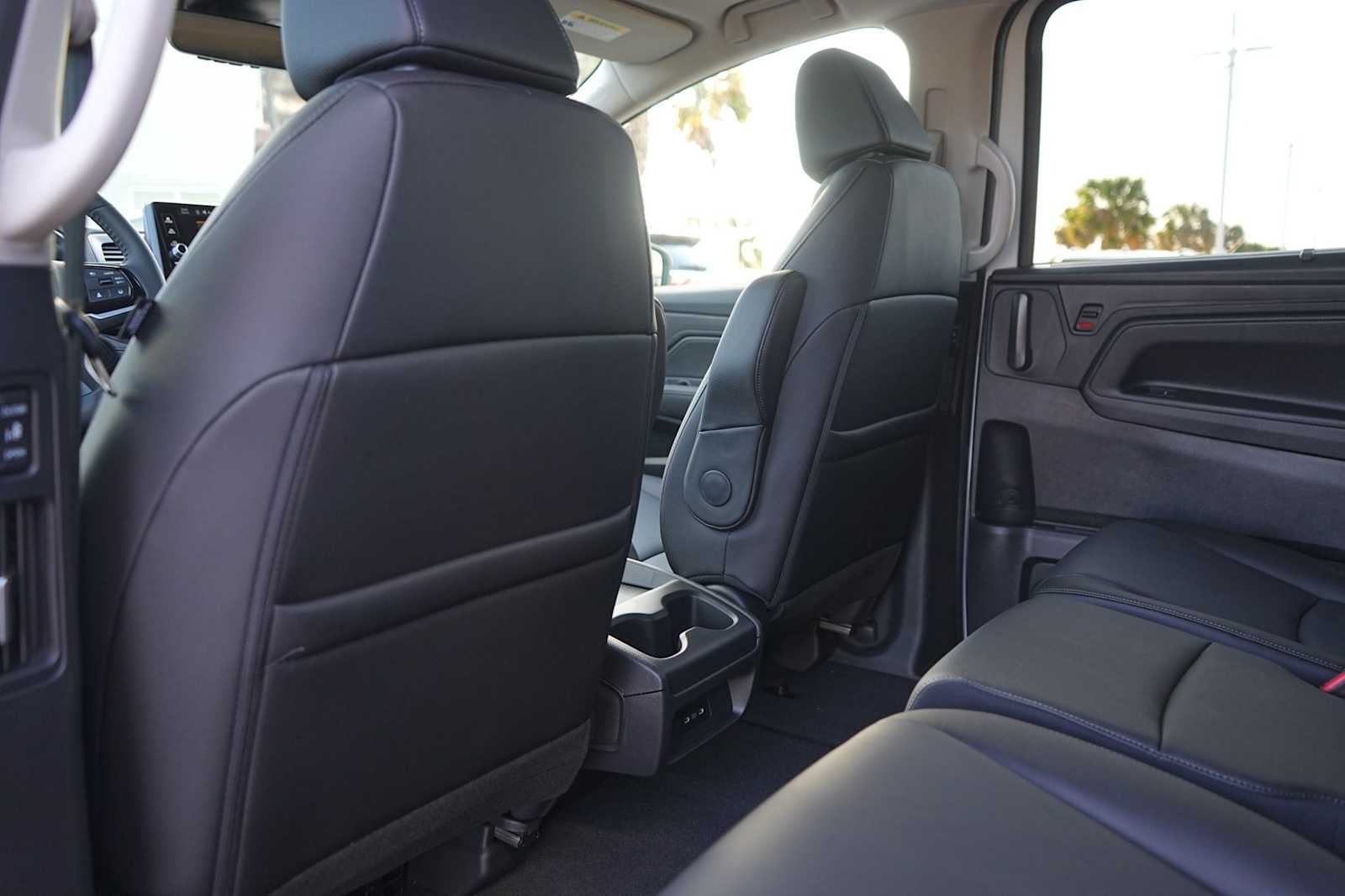 Thumbnail: 2026 Honda Odyssey - 12