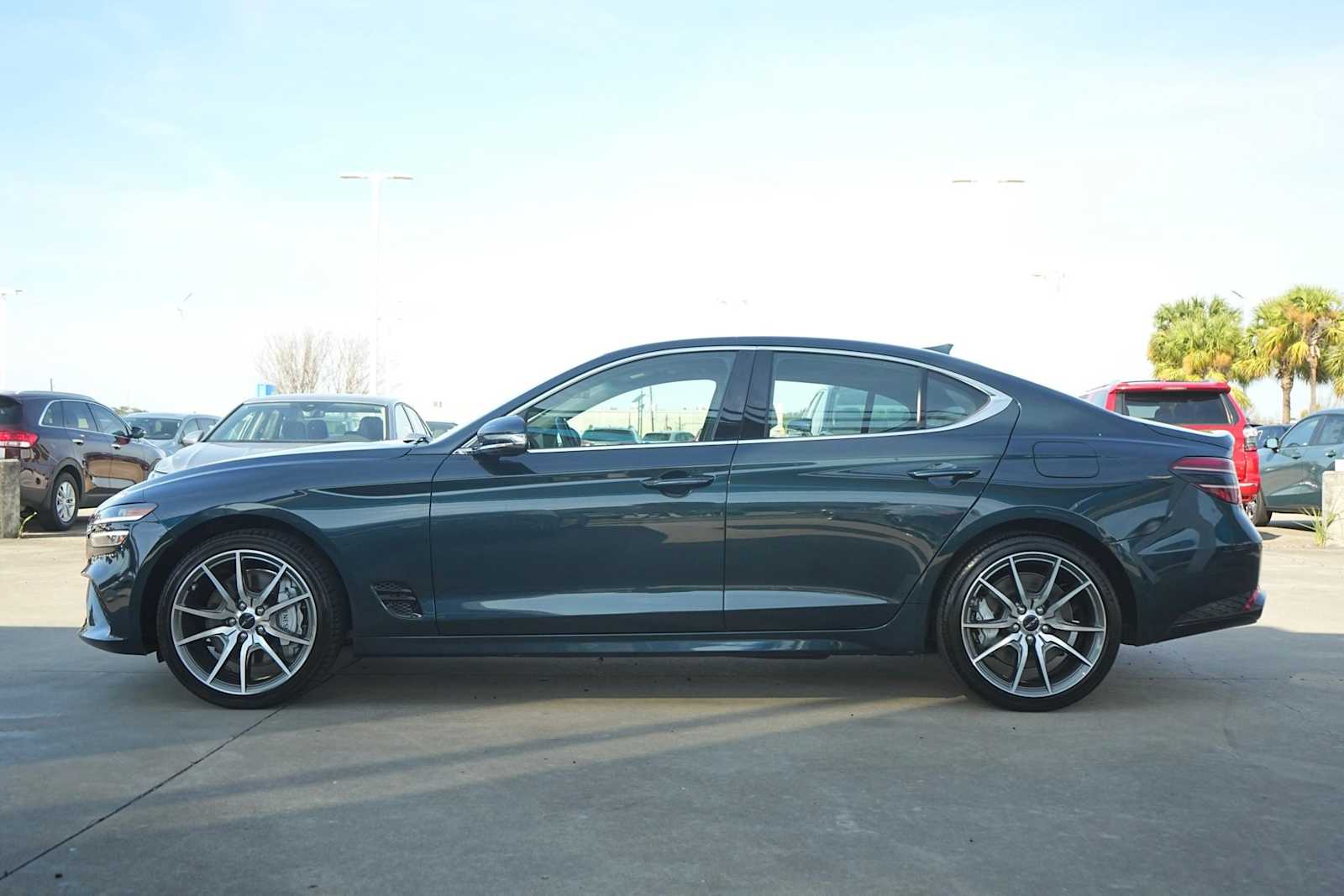 Thumbnail: 2024 Genesis G70 - 3