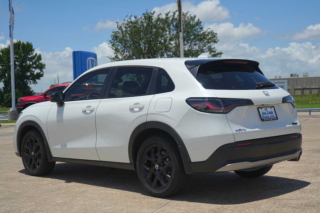 Used 2024 Honda HR-V Sport w/BSI SUV