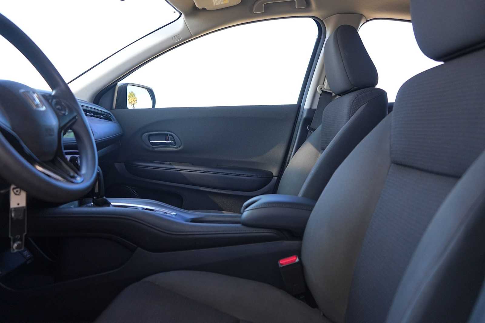 Thumbnail: 2019 Honda HR-V - 11