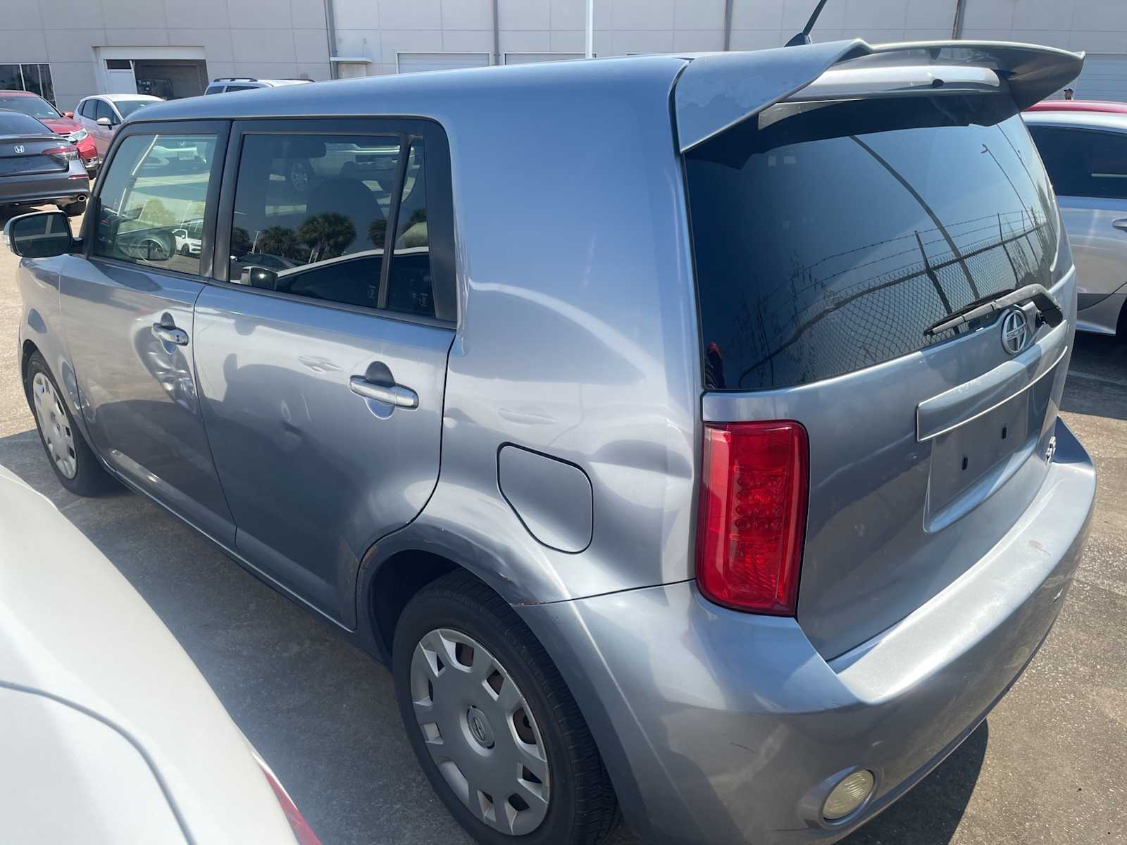 2009 Scion xB Base photo 2