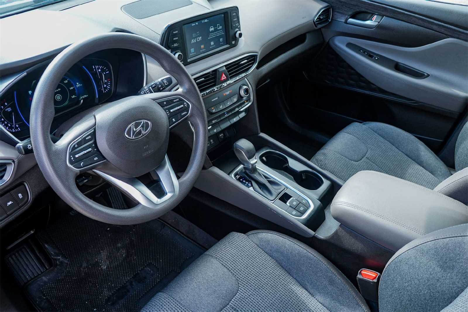 Thumbnail: 2020 Hyundai Santa Fe - 2