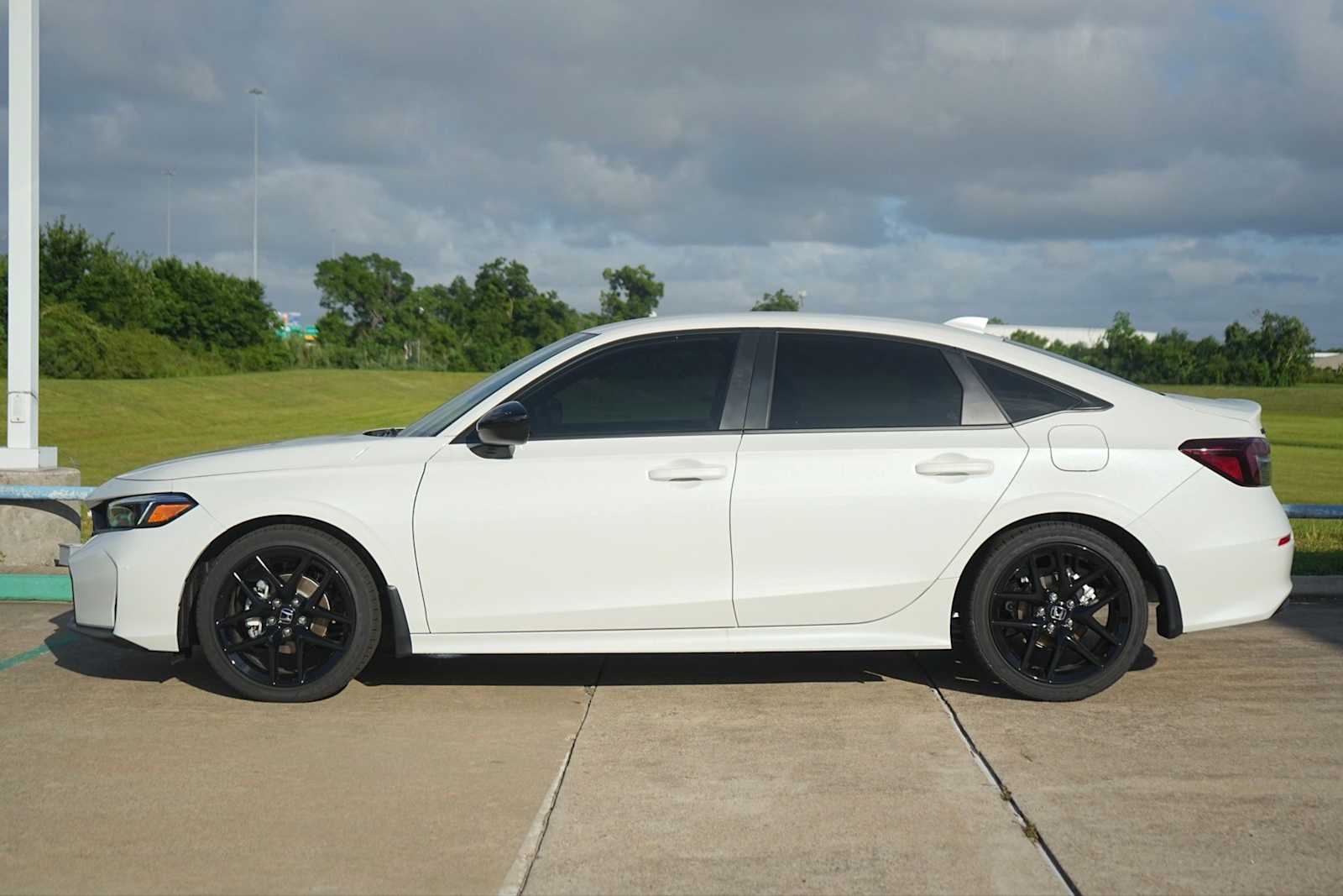 Thumbnail: 2026 Honda Civic - 3
