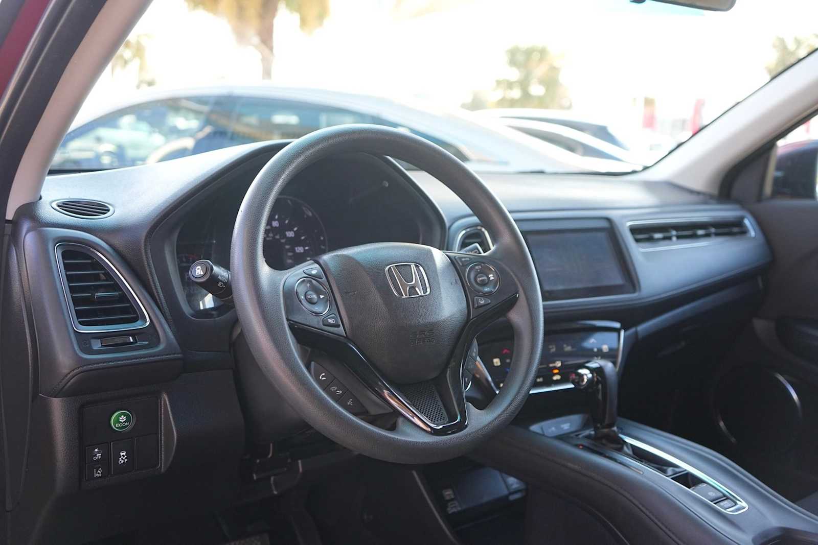 Thumbnail: 2019 Honda HR-V - 2