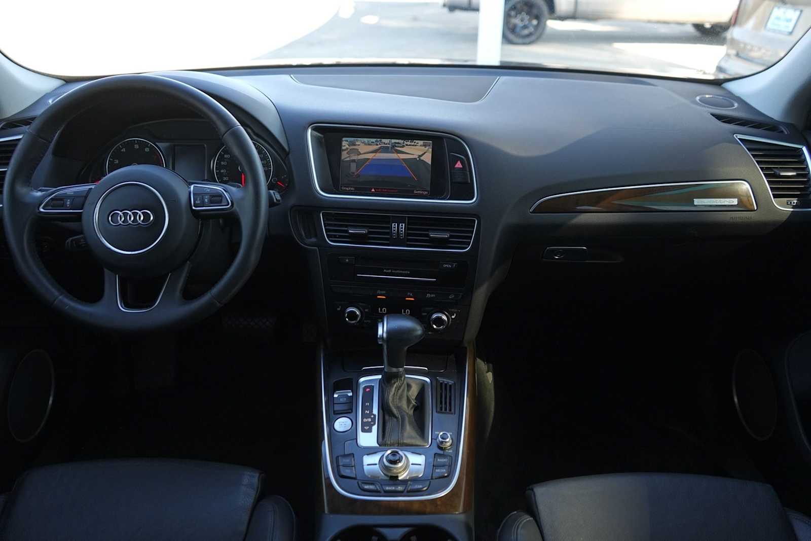 Thumbnail: 2013 Audi Q5 - 10