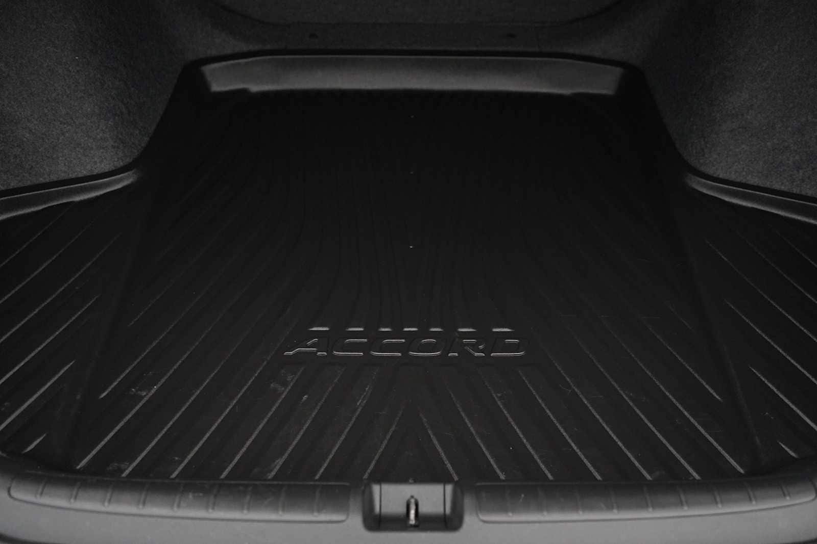 Thumbnail: 2019 Honda Accord - 27