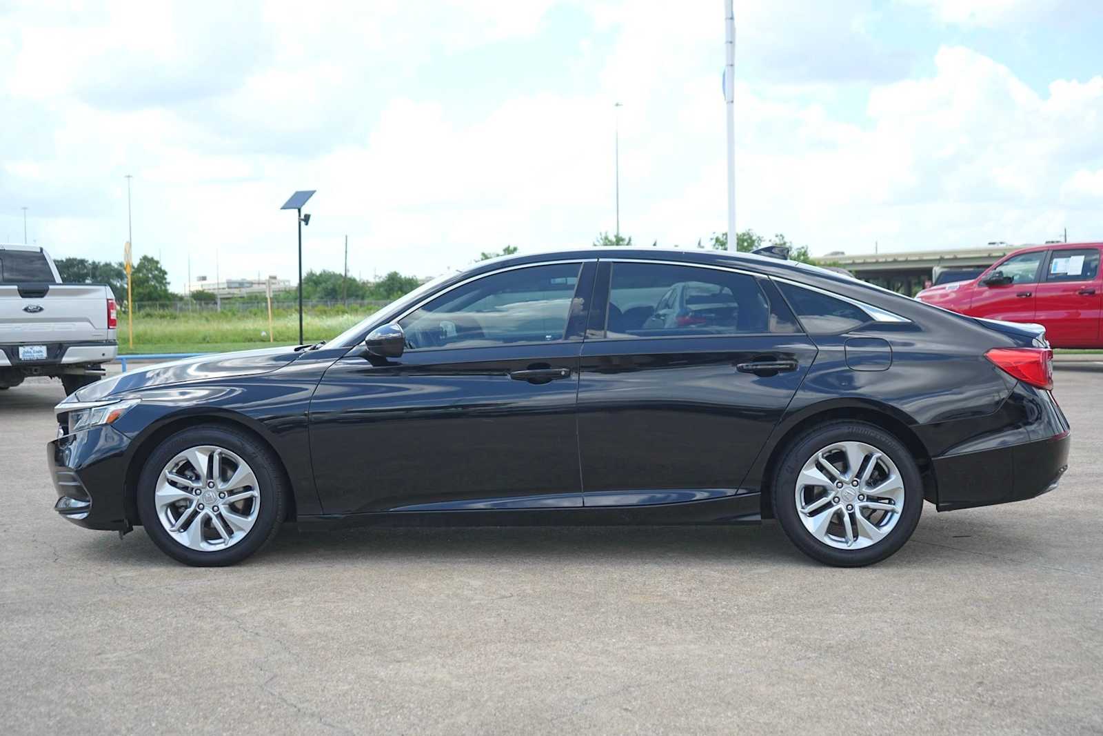Thumbnail: 2018 Honda Accord - 2