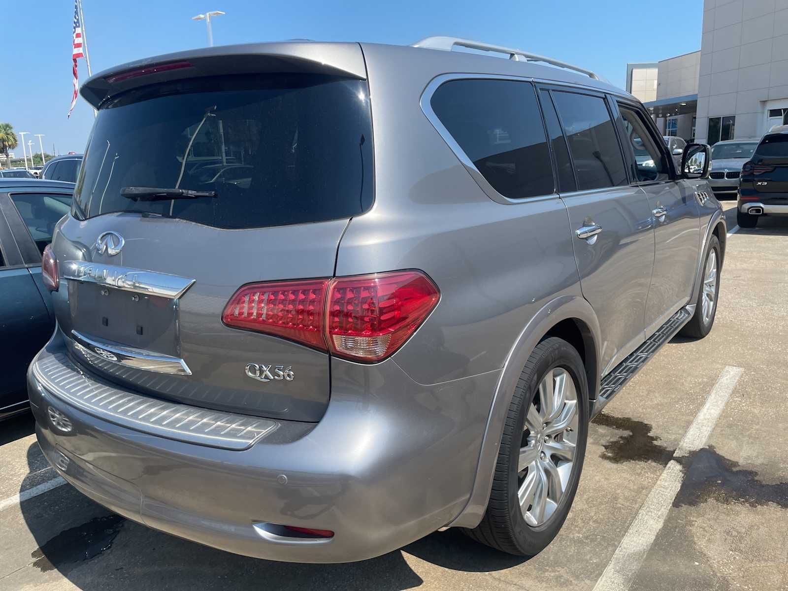 Thumbnail: 2012 INFINITI QX56 - 3