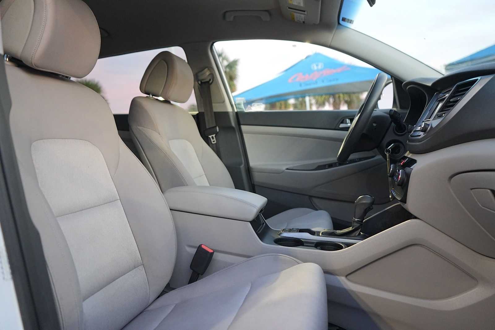 Thumbnail: 2016 Hyundai Tucson - 15