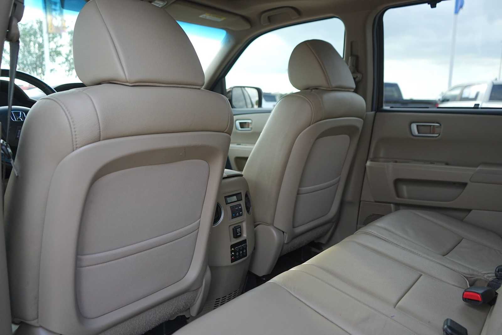 Thumbnail: 2013 Honda Pilot - 13