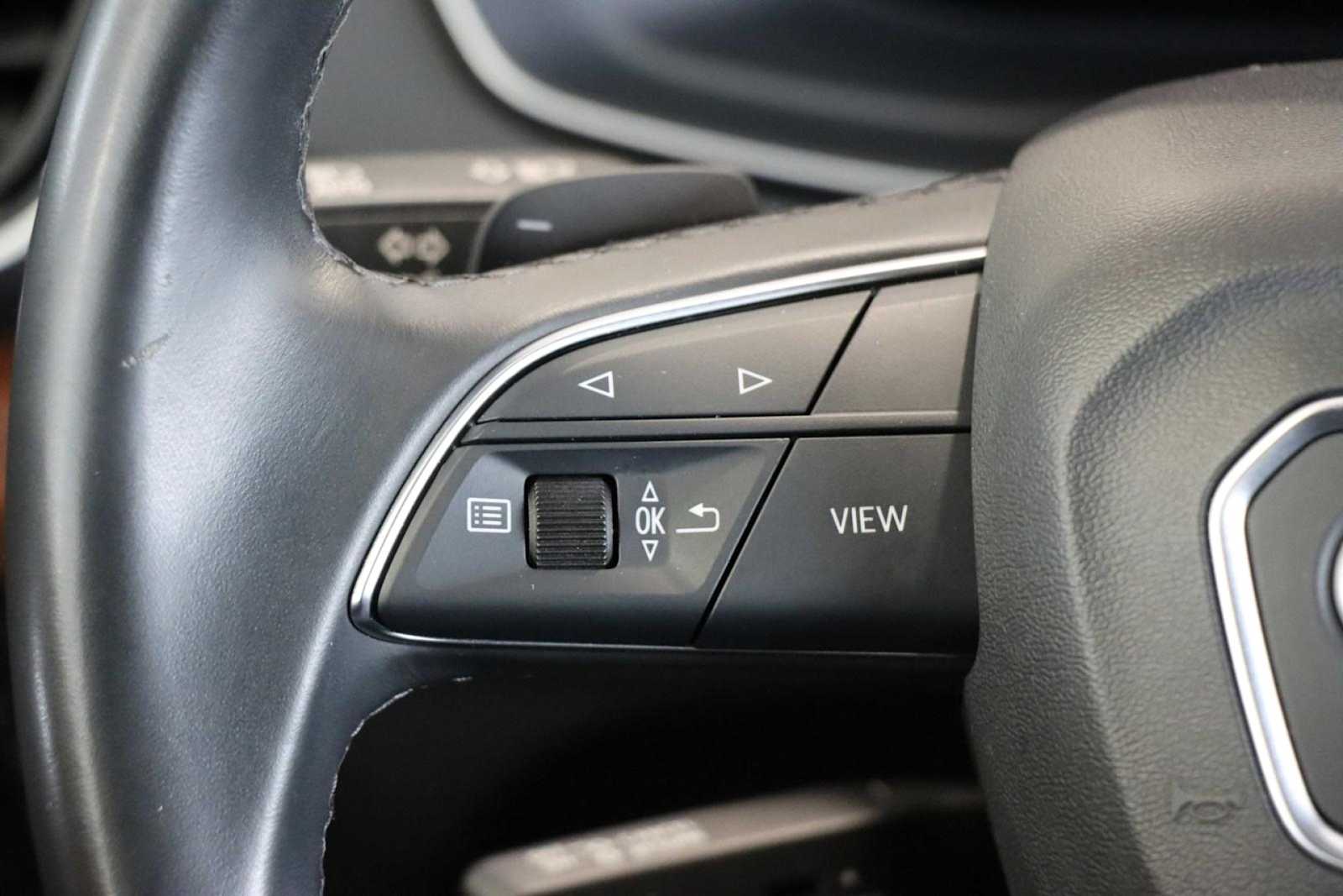 2023 Audi Q5 e Premium Plus 20