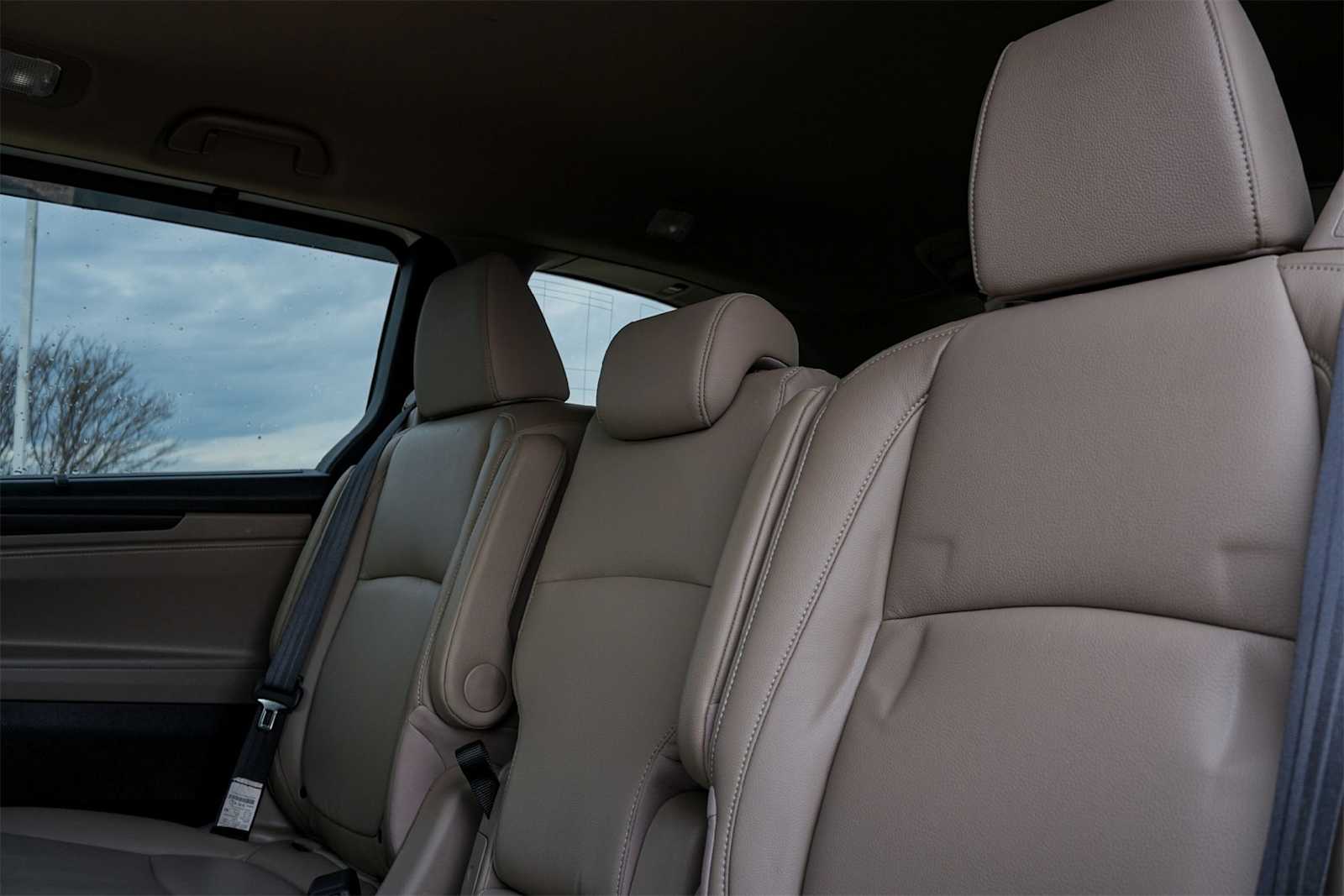 Thumbnail: 2019 Honda Odyssey - 13