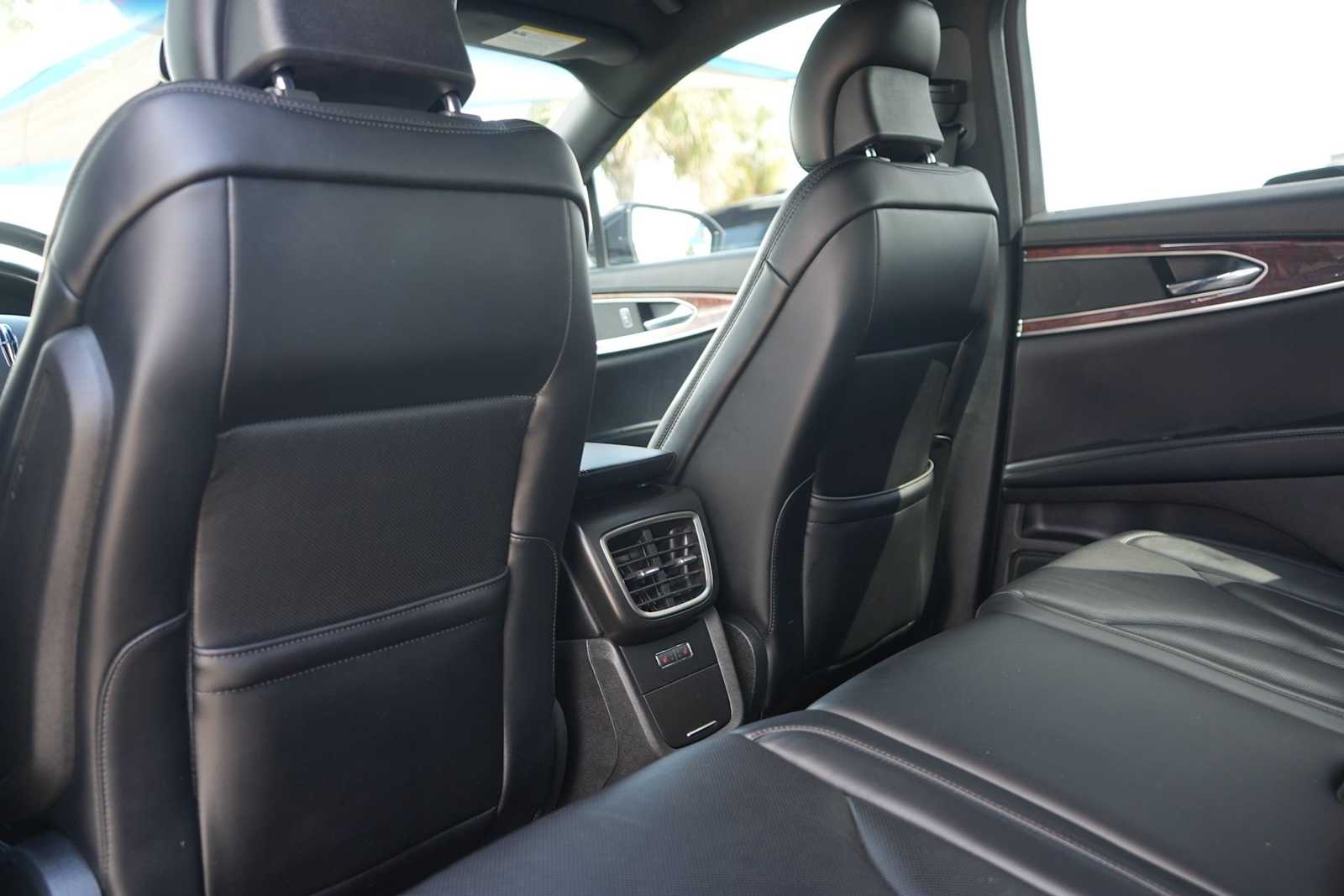 Thumbnail: 2018 Lincoln MKX - 11