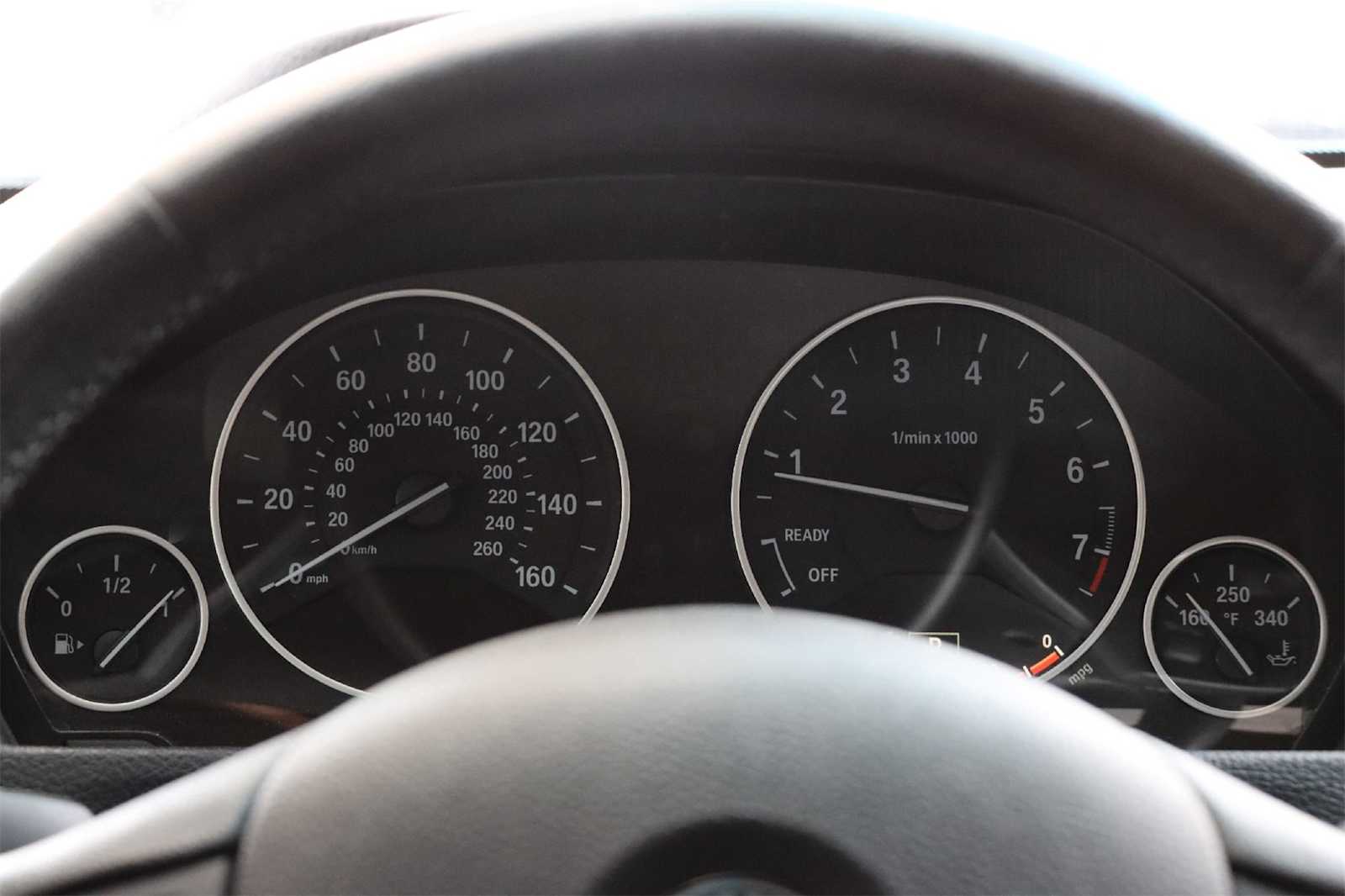 Thumbnail: 2013 BMW 3 Series - 21