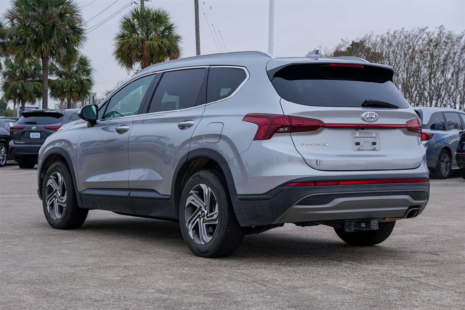 Thumbnail: 2023 Hyundai Santa Fe - 4