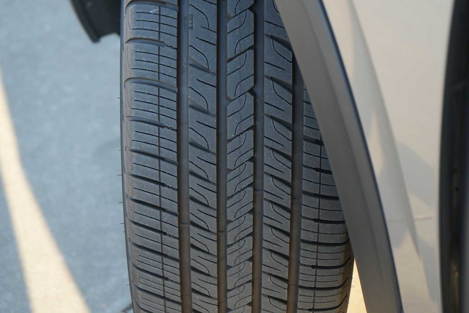 Thumbnail: 2022 Volkswagen Atlas - 28