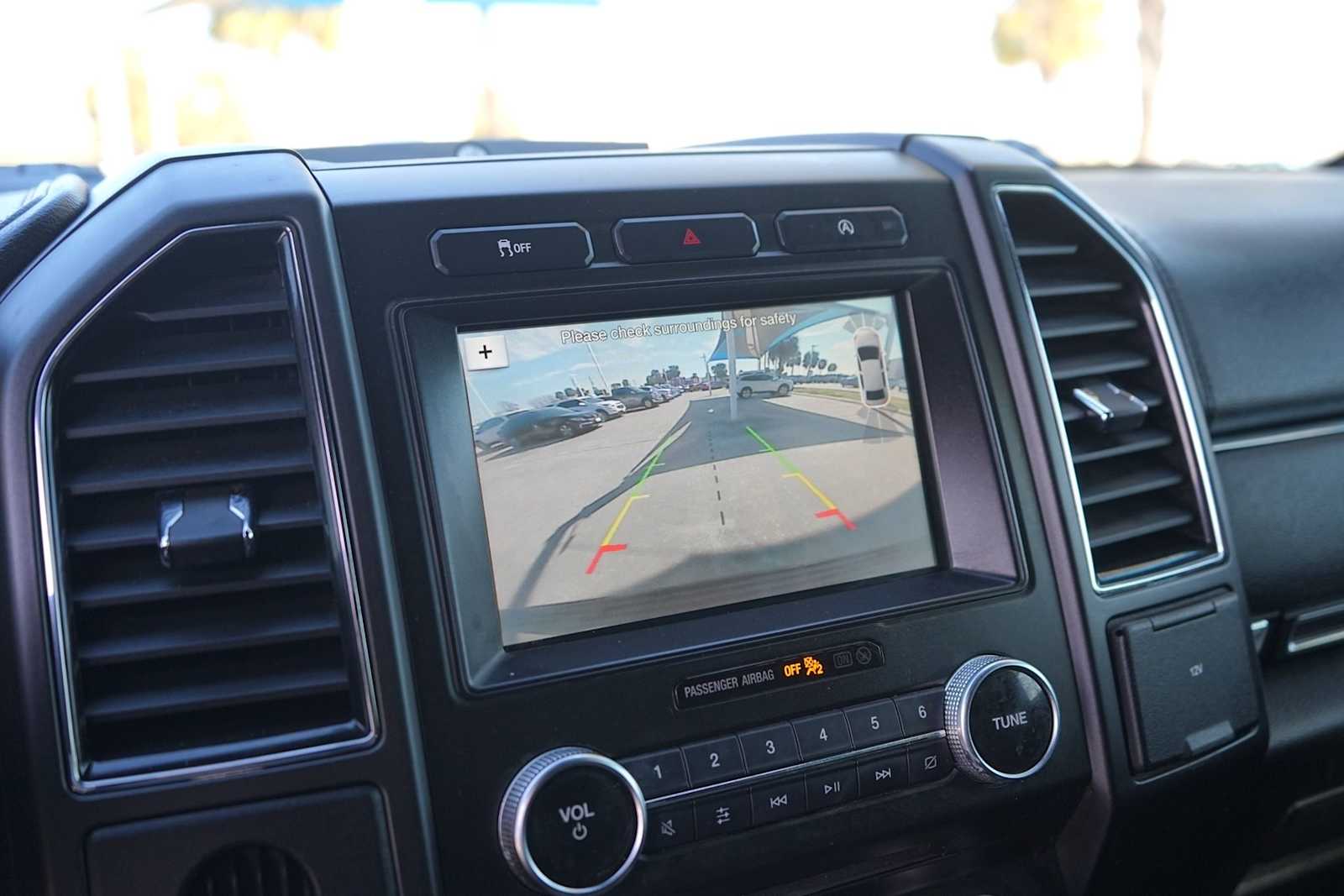 Thumbnail: 2018 Ford Expedition MAX - 22