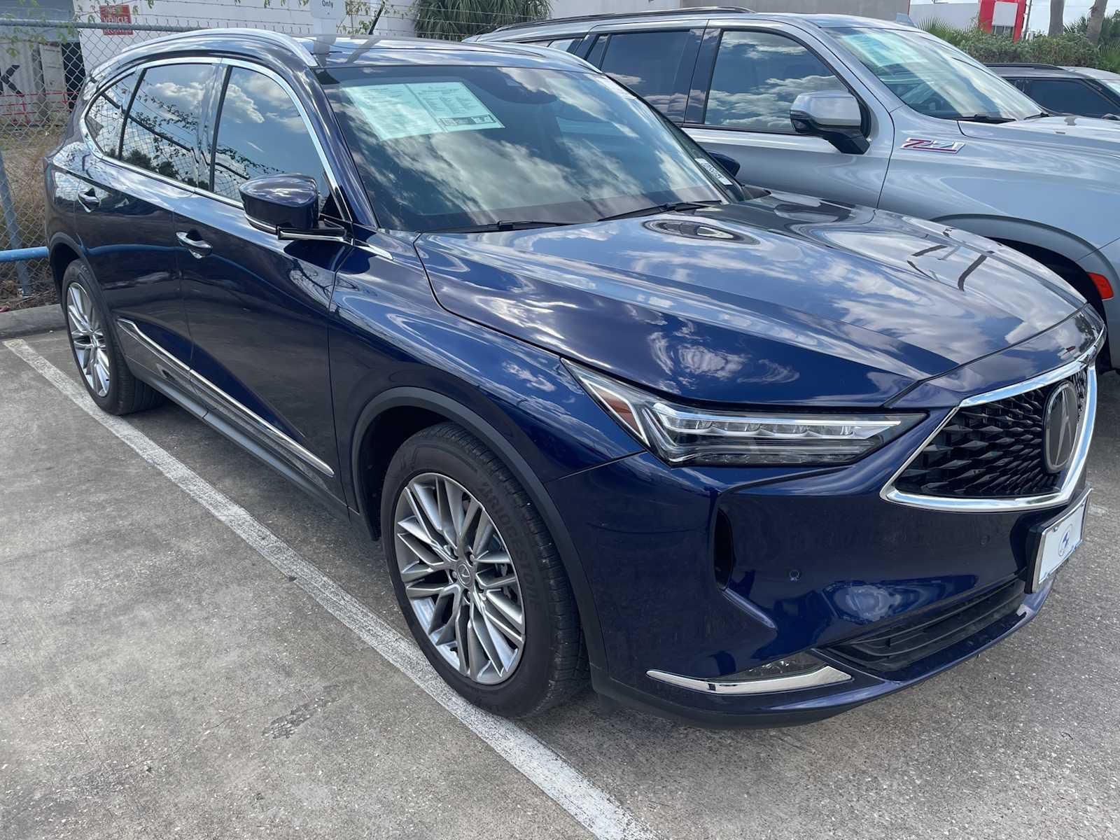 2024 Acura MDX SH-AWD Advance photo 4