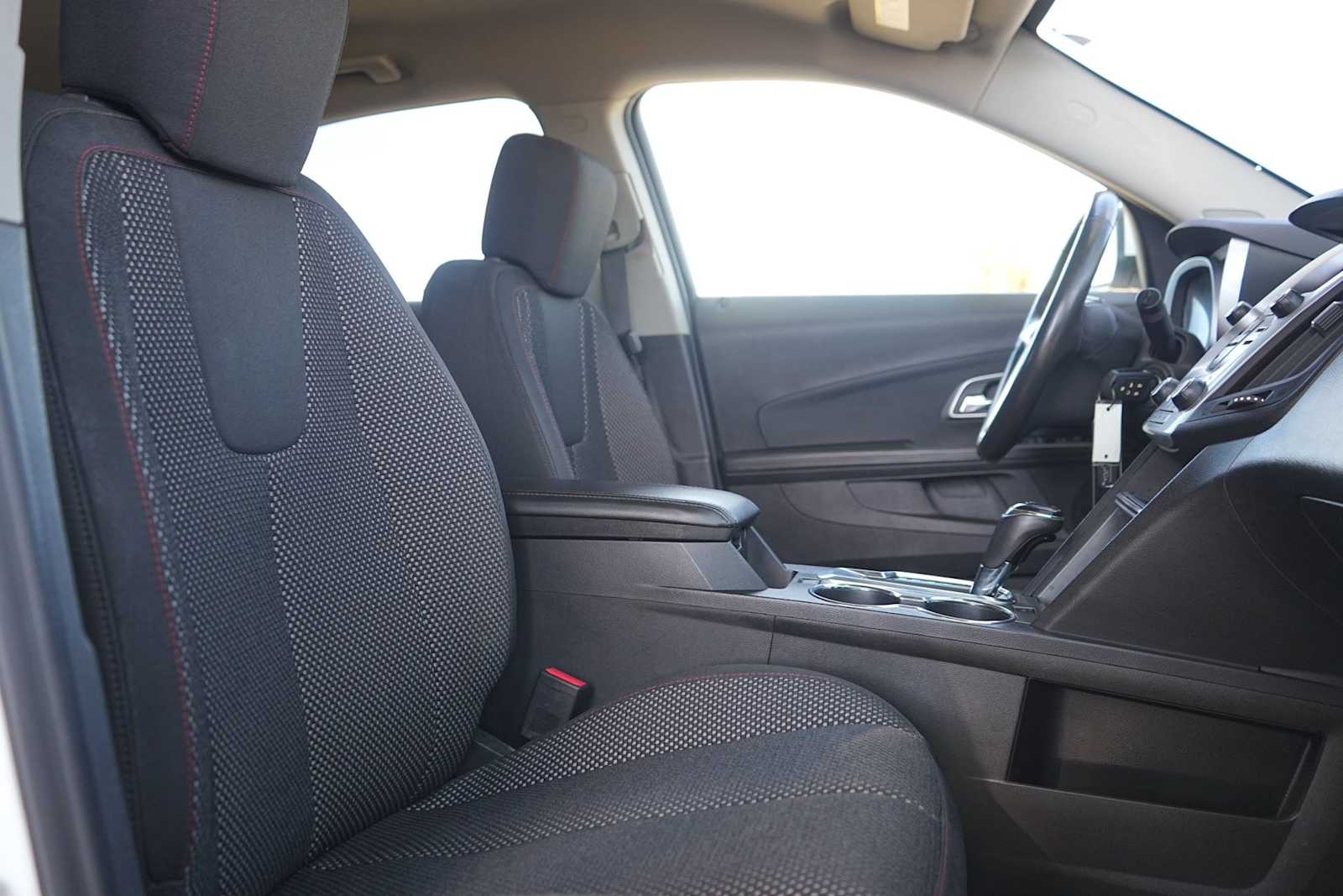 Thumbnail: 2017 Chevrolet Equinox - 15