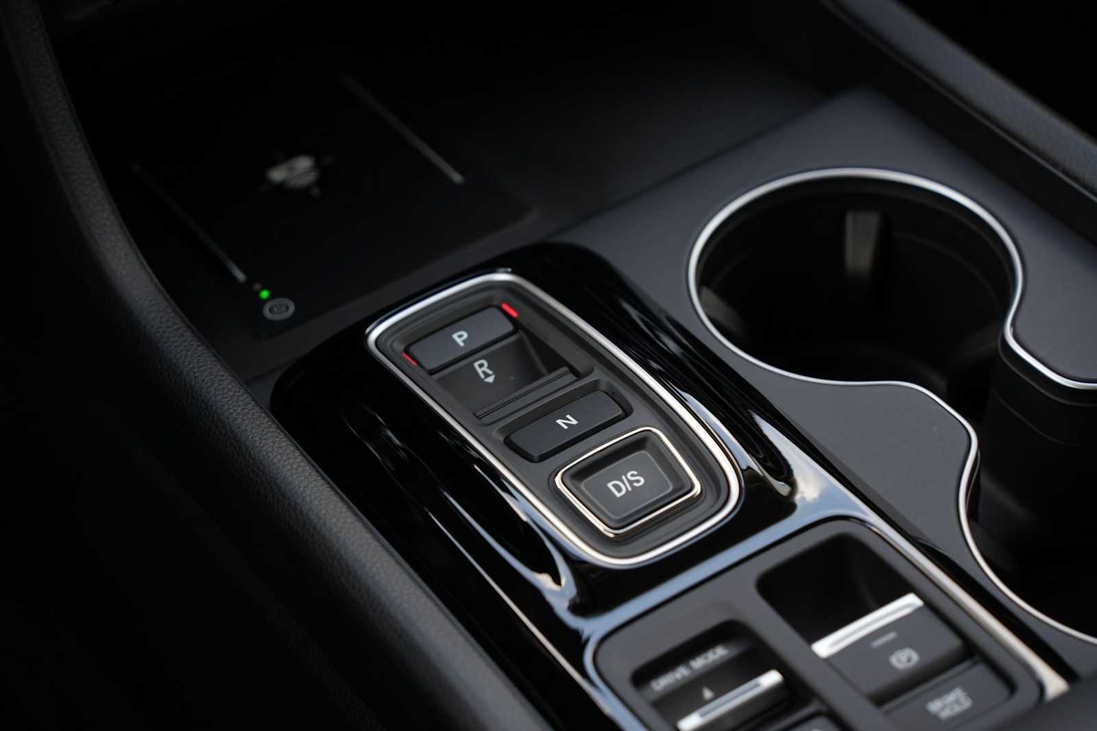 Thumbnail: 2025 Honda Pilot - 16