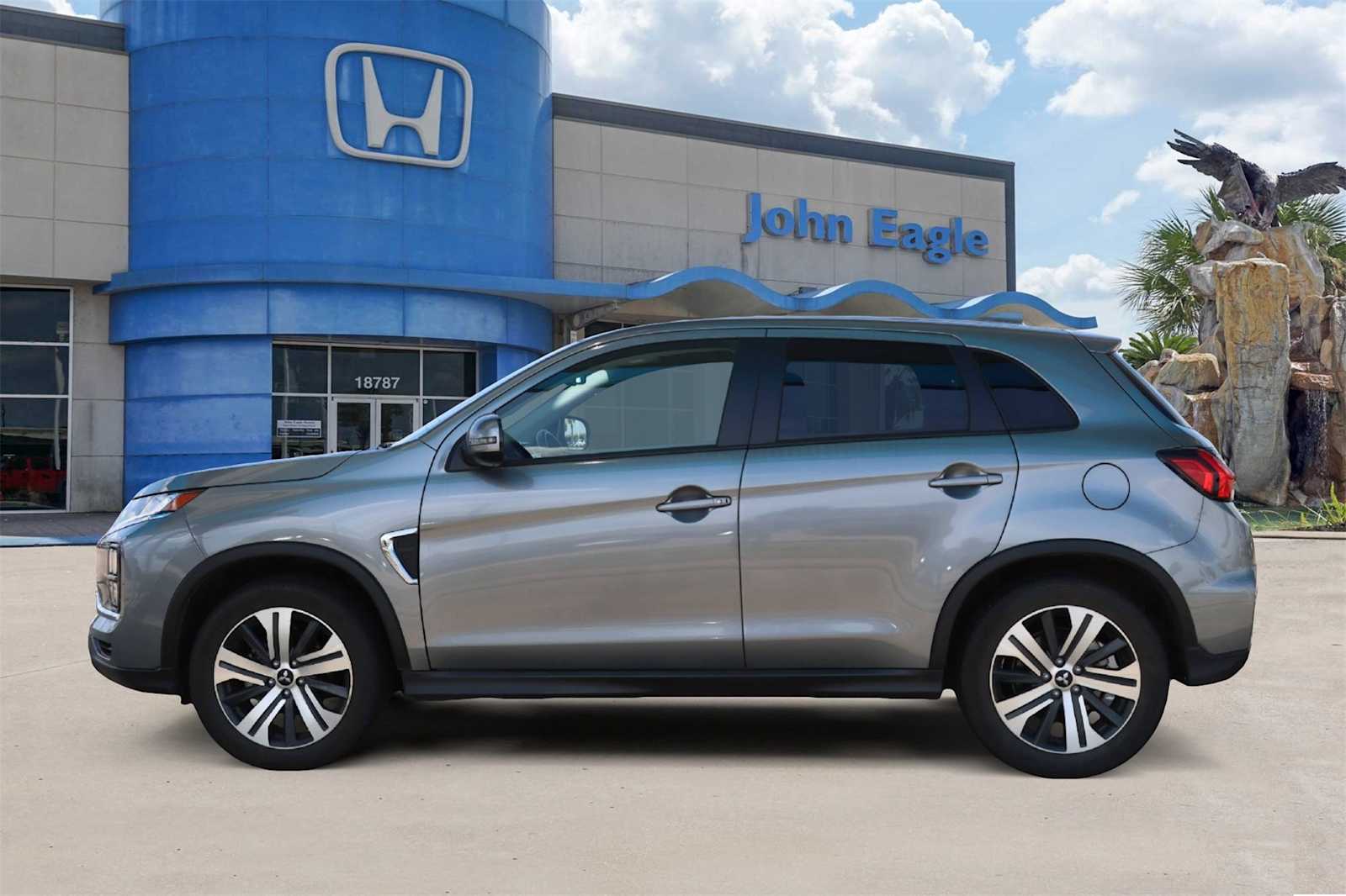 Thumbnail: 2024 Mitsubishi Outlander Sport - 3
