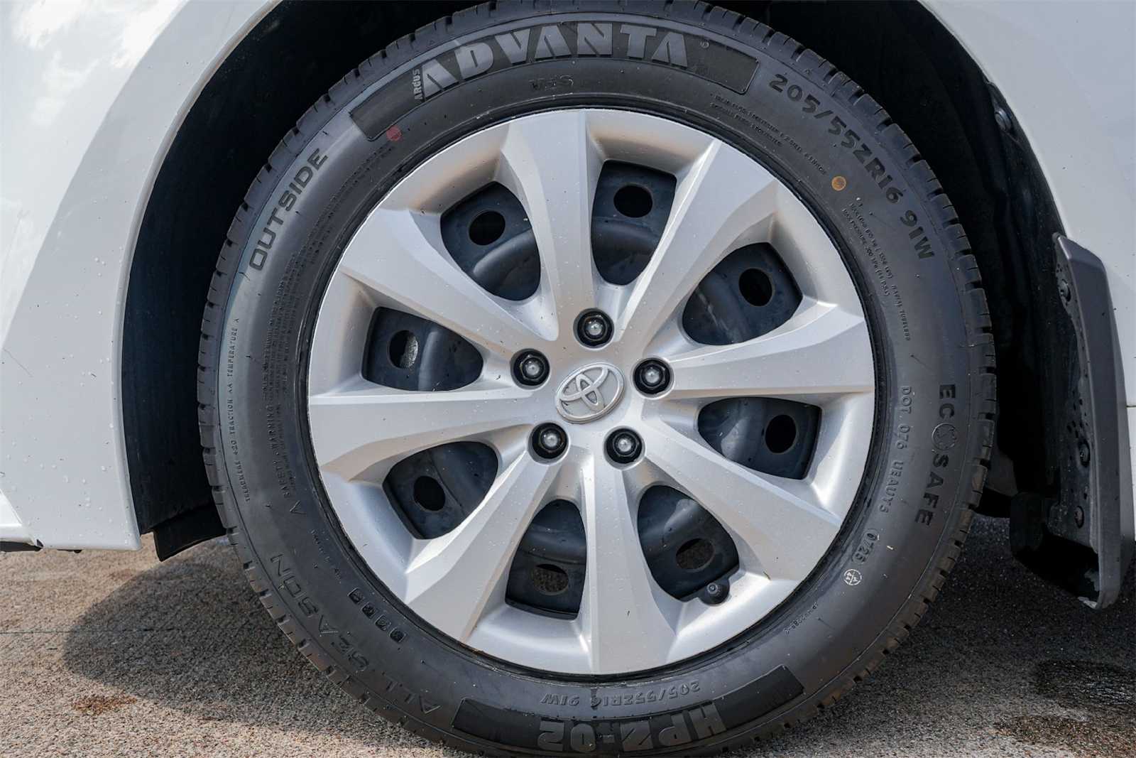 Thumbnail: 2024 Toyota Corolla - 8