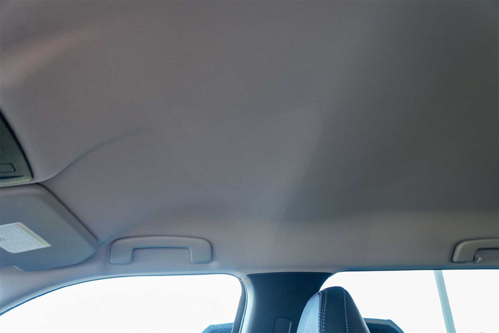 Thumbnail: 2024 Mitsubishi Outlander - 22