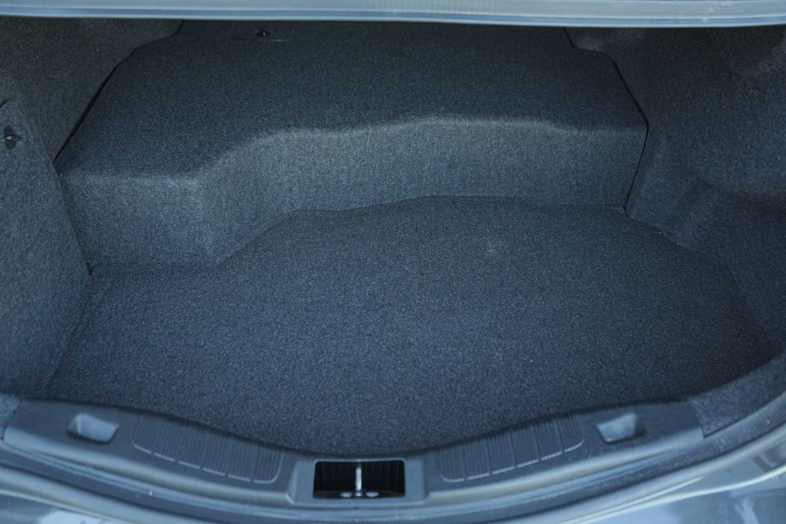 Thumbnail: 2018 Ford Fusion - 27