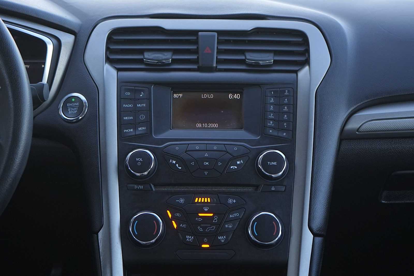 Thumbnail: 2018 Ford Fusion - 19