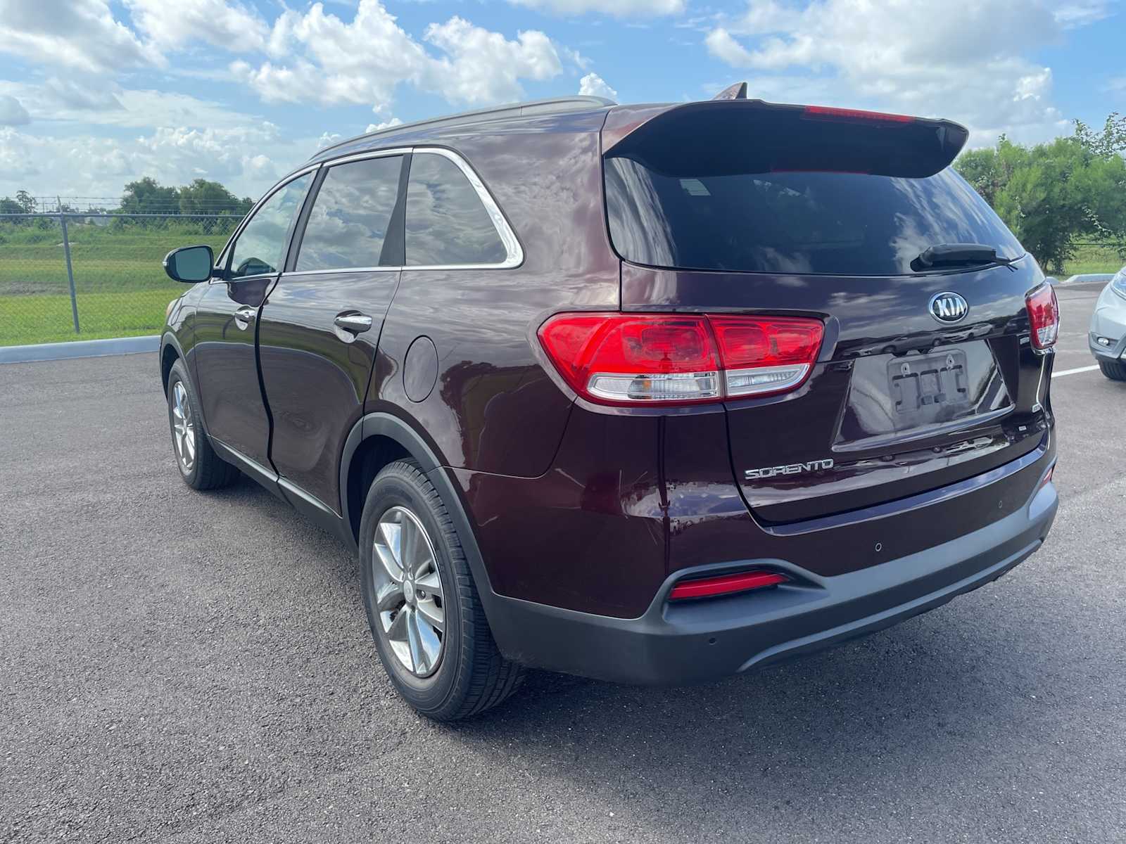 Thumbnail: 2016 Kia Sorento - 2