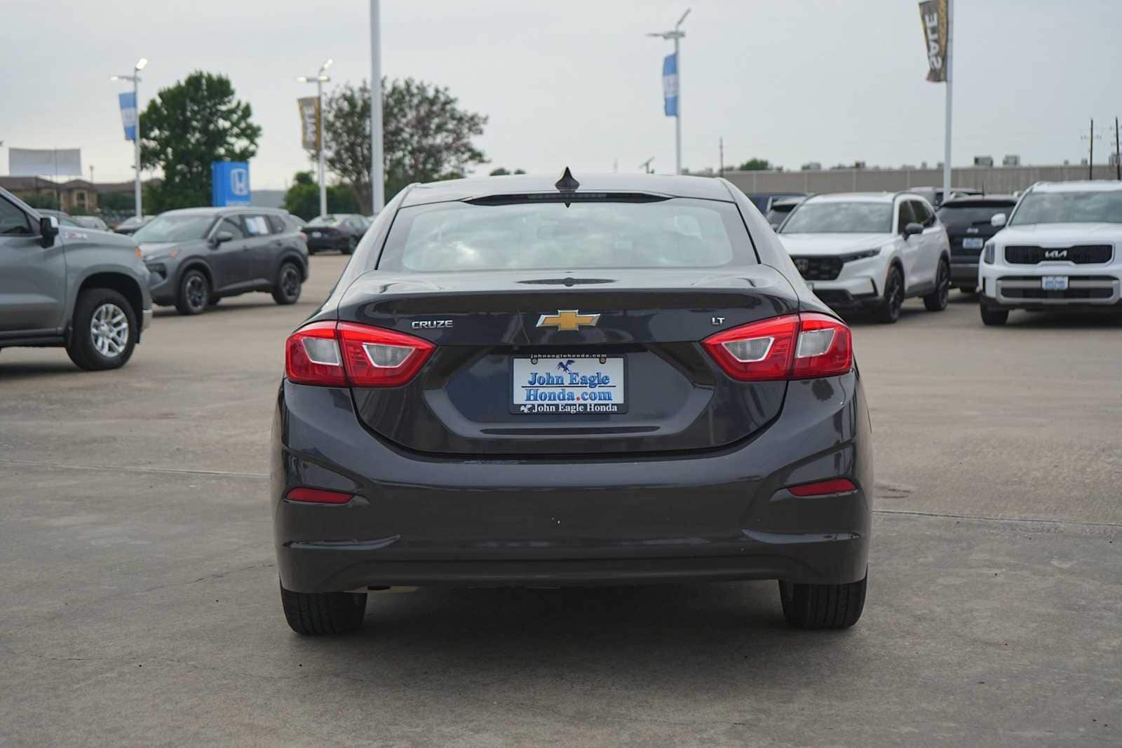 Thumbnail: 2016 Chevrolet Cruze - 5